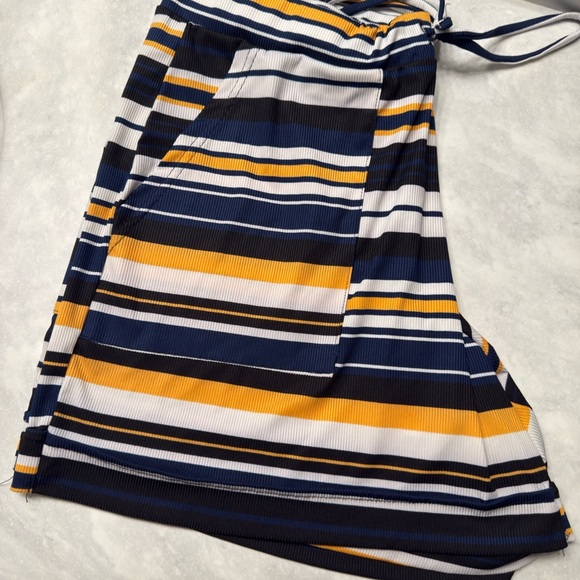 LuLaRoe Striped Blue and Yellow Shorts - Picture 3 of 6